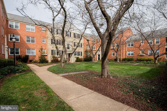 Building Photo - 1306 Belle View Blvd