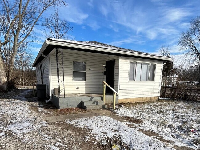 Foto del edificio - 4622 E 30th St