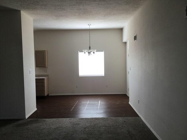 Building Photo - 10428 Pamplona Street NW