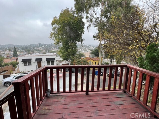 Foto del edificio - 6164 Outlook Ave
