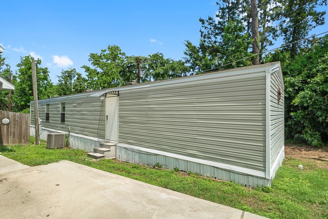 Foto principal - 16930 W Alderson
