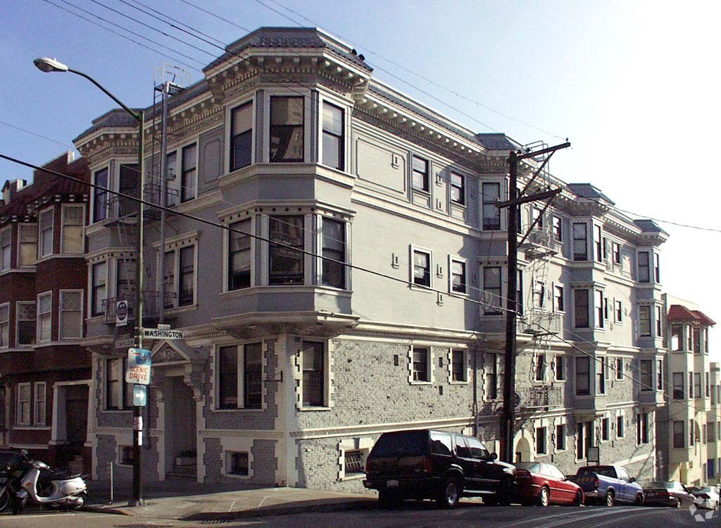 Building Photo - 1190 Washington St