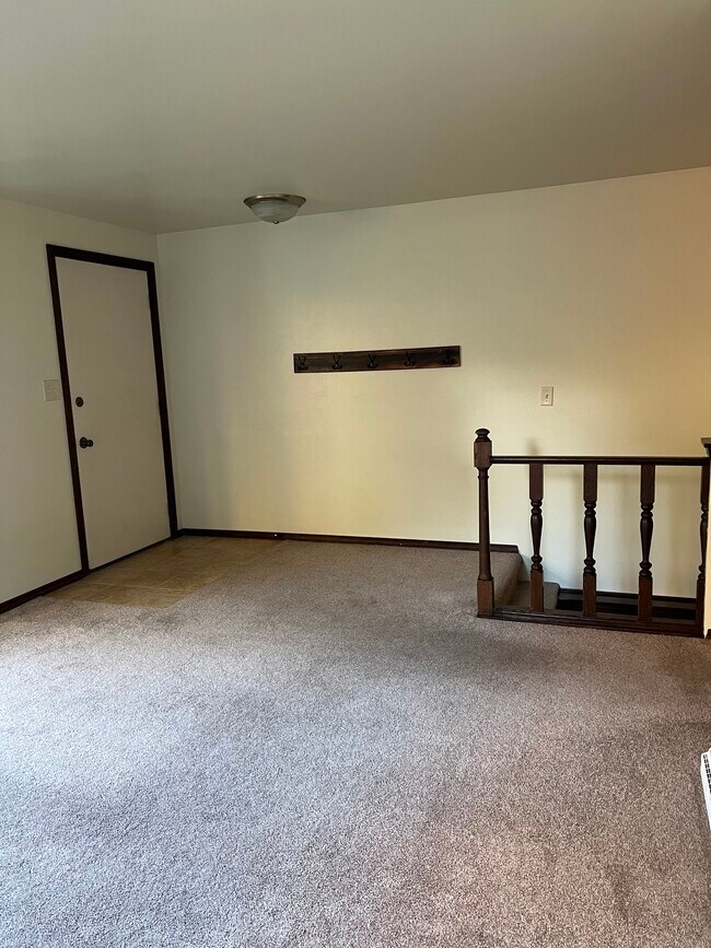 Foto del edificio - 2606 Sherry Ln