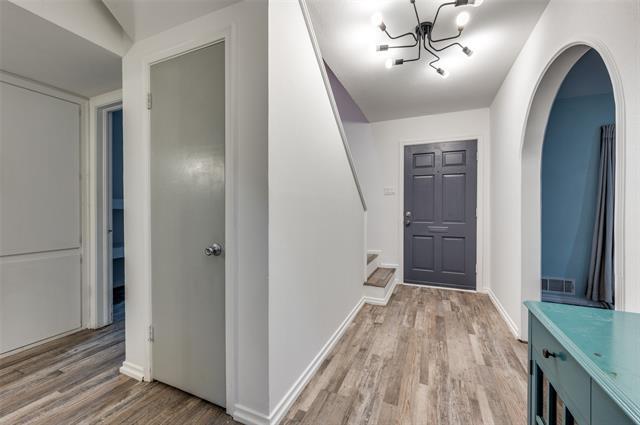 Foto del edificio - 8327 Coolgreene Dr