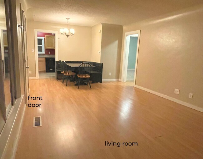 Foto del edificio - 3963 W Frontage Rd