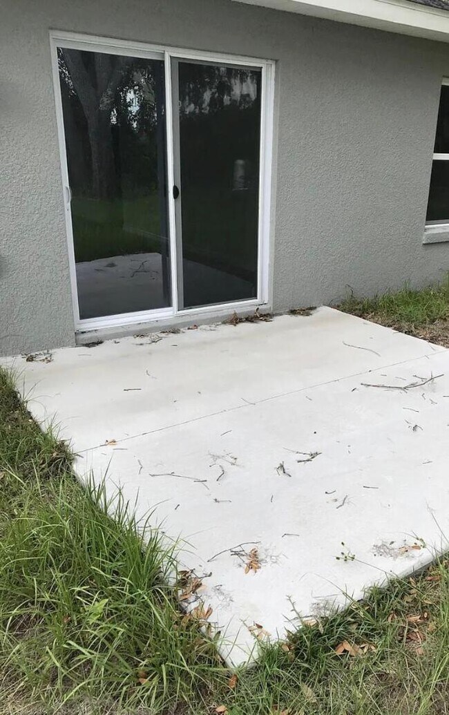 Foto del edificio - 40 Maple Ln