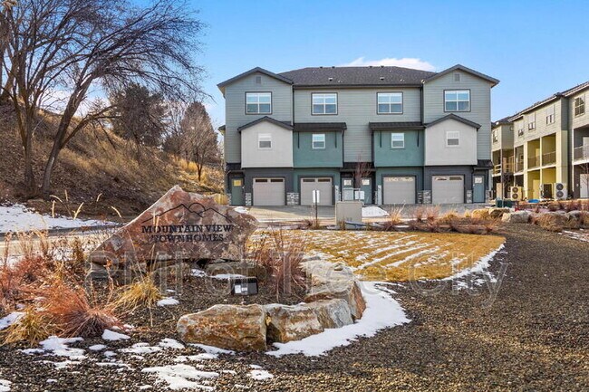 Foto del edificio - 7475 W Swain Ln