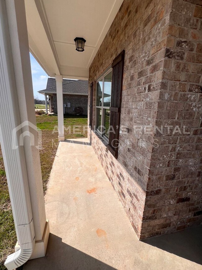 Building Photo - Home for Rent in Foley, AL!!! Available to...