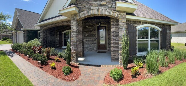 Foto del edificio - Gulf Breeze - Soundside Shores - 4 Bedroom, 2.5 Bathroom w/ office and lawn care included