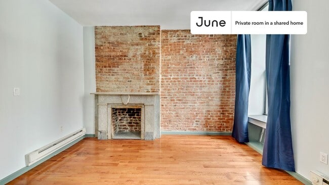 Building Photo - Room in Shared 2 bed/1 bath home