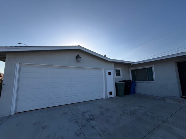 Building Photo - Beautiful & Spacious 3Bedroom / 1.5Bath in West Covina