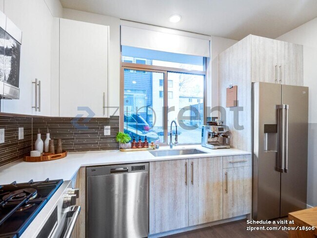 Foto del edificio - 1522 NW 61st St