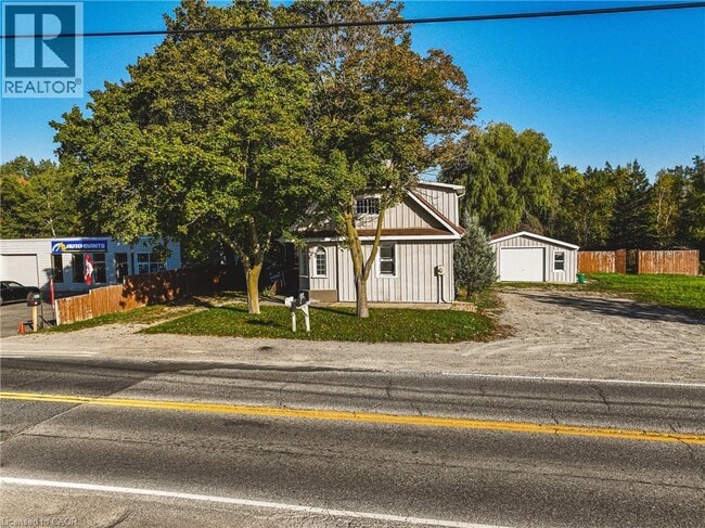 Building Photo - 9589 Wellington Rd 124
