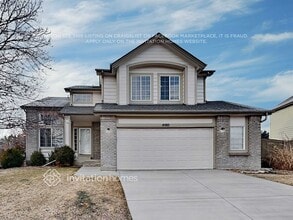 Building Photo - 4580 Bobolink Dr