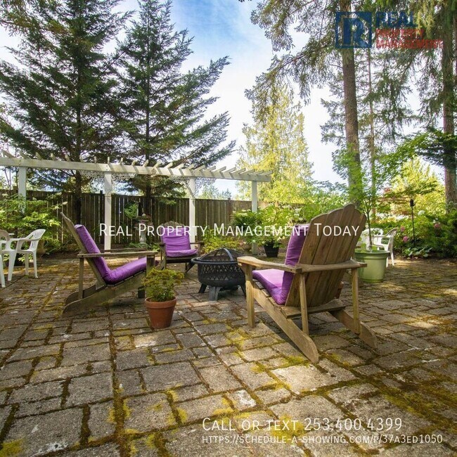 Foto del edificio - 6005 251st St Ct E