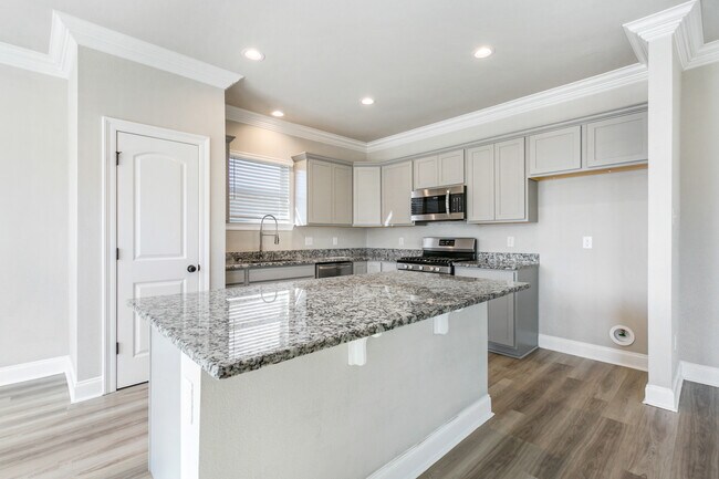 Building Photo - 26144 Trinity Ln