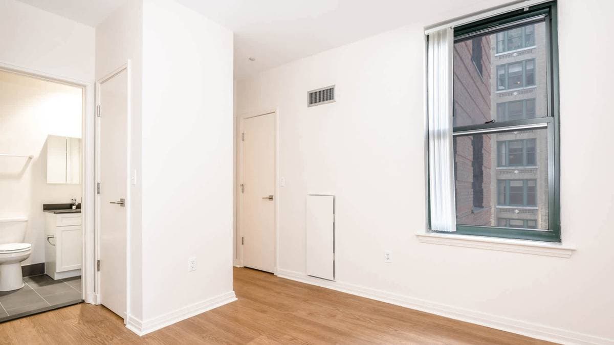 *Pictures are representative samples of the advertised unit. In some cases, the actual units you tou - 26 Battery St