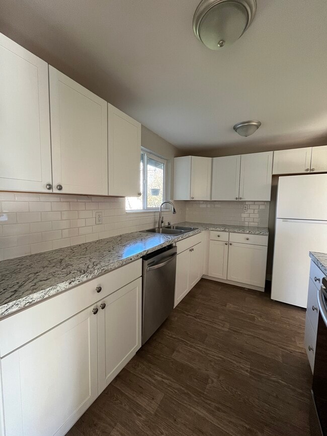 Foto del edificio - 7108 Tennessee Ln