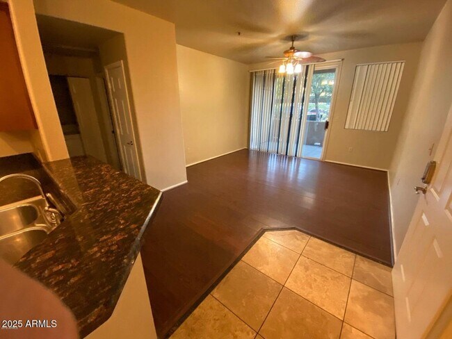 Foto del edificio - 11375 E Sahuaro Dr