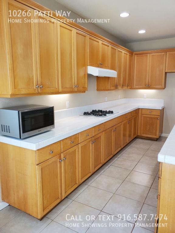 Building Photo - Patti  Way