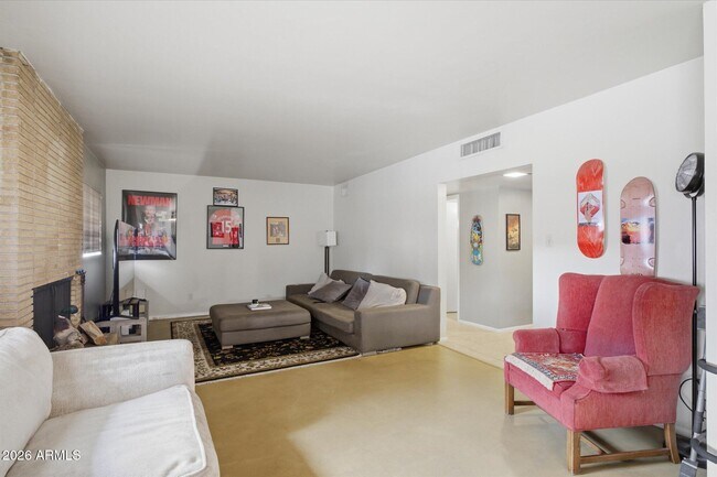 Foto del edificio - 1701 E Tuckey Ln