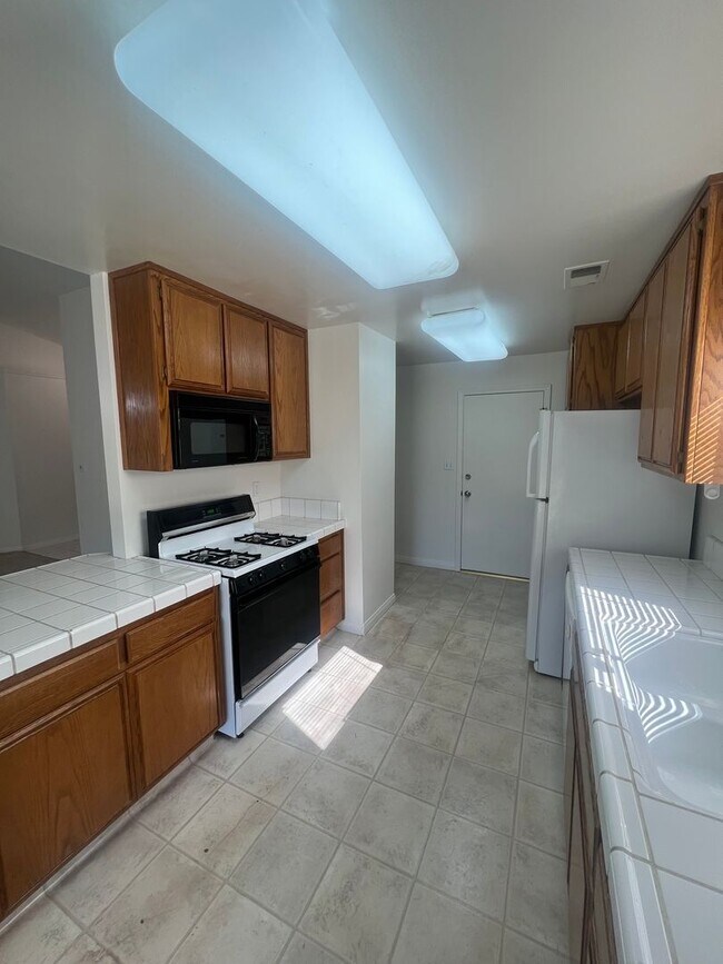 Foto del edificio - Cute North Bakersfield home!