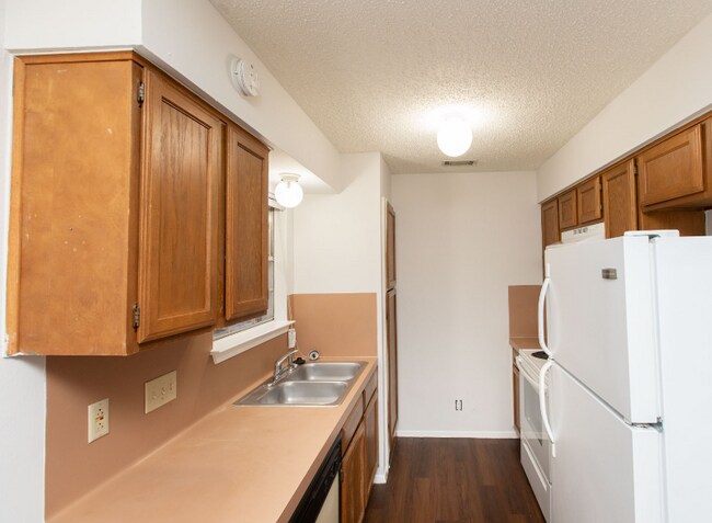Foto del edificio - 2102 Courtney St