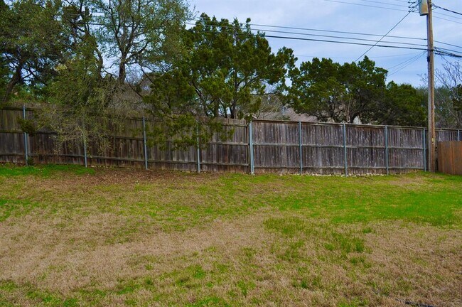 Foto del edificio - 8304 Red Willow Dr