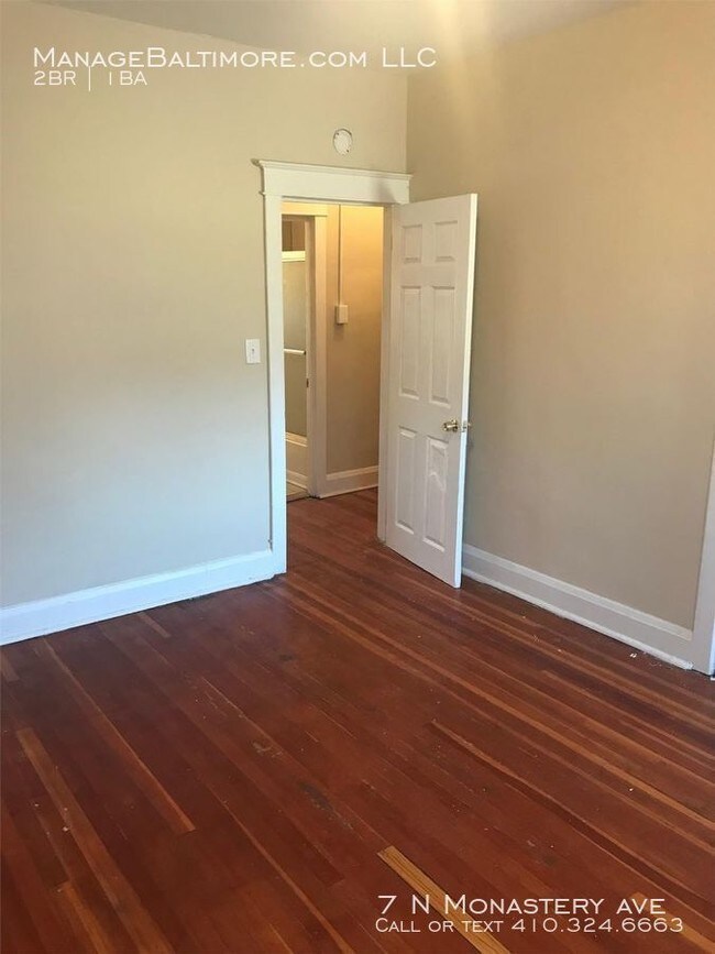 Building Photo - 2 bed 1 bath porch front house for rent!