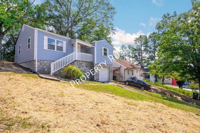 Photo - 204 Booth Rd House