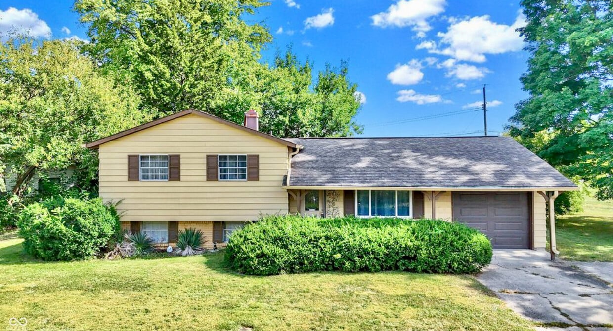 Photo - 4927 W Southern Ave (Indianapolis, IN)