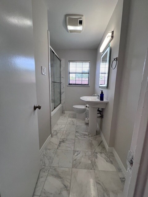 Building Photo - 610 Downing Dr