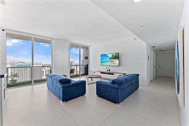 Foto del edificio - 253 NE 2nd St