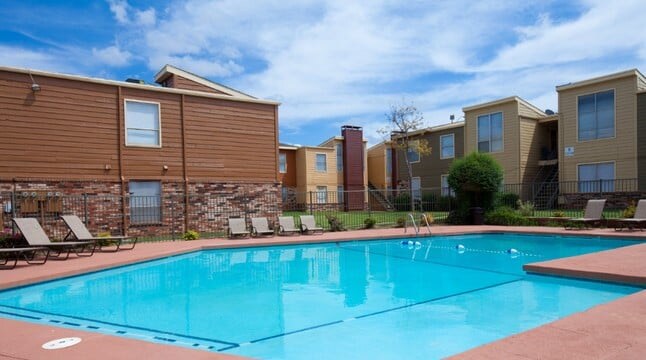 Foto del edificio - 4328 SE 46th St