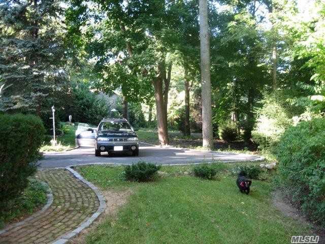 Building Photo - 29 Circle Dr