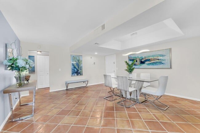 Foto del edificio - 3610 S Ocean Blvd