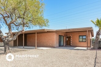 Building Photo - 734 W Holladay Dr