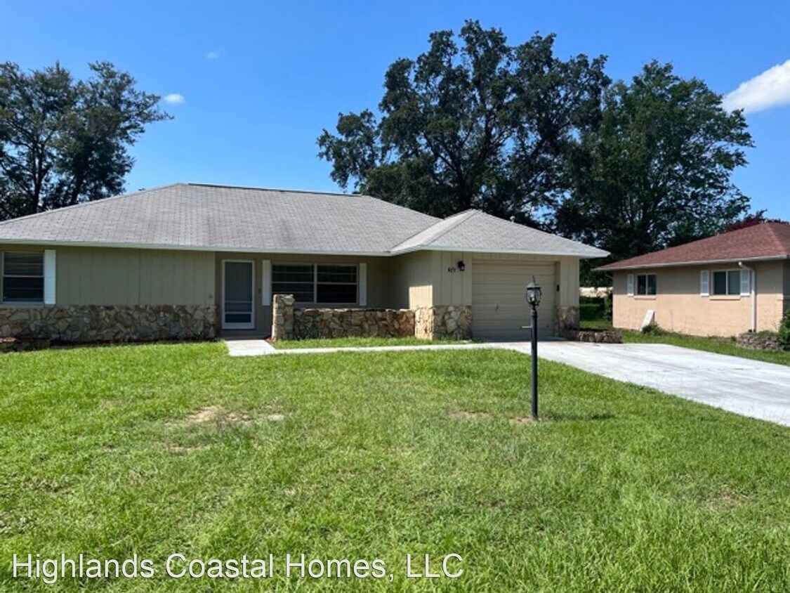 56 New Florida Ave, Beverly Hills, FL 34465 House Rental in Beverly