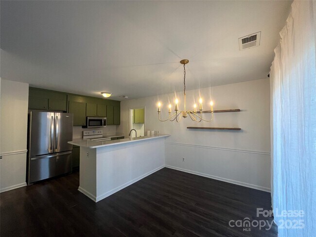 Foto del edificio - 10227 Grand Junction Rd