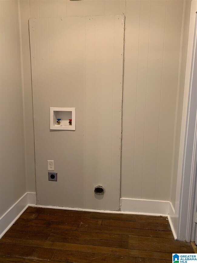 Foto del edificio - 1826 2nd Ave S