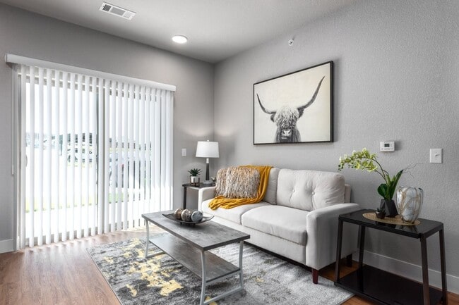 Building Photo - Station at St Peters