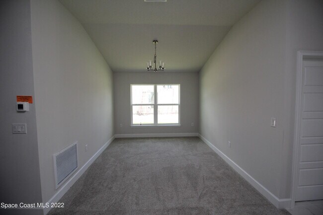 Foto del edificio - 616 Kylar Dr NW