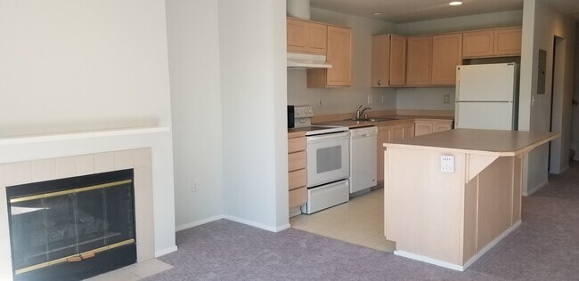 Building Photo - 3047 14th Ave W