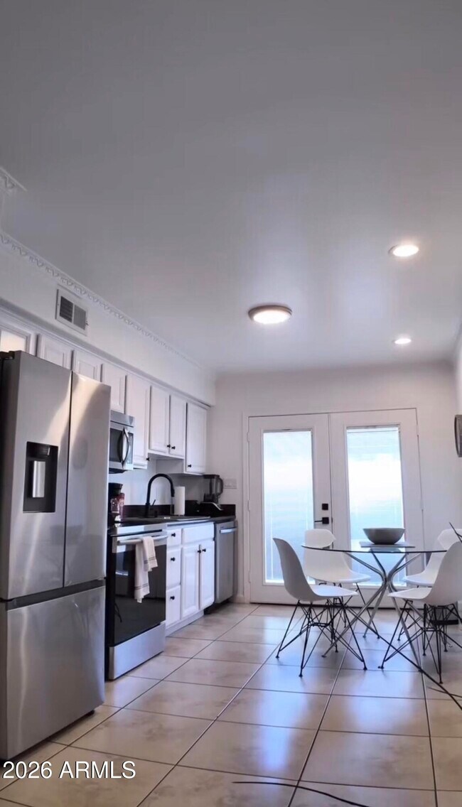 Foto del edificio - 3445 N 36th St