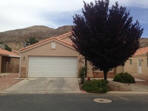 Building Photo - 2433 S 780 W