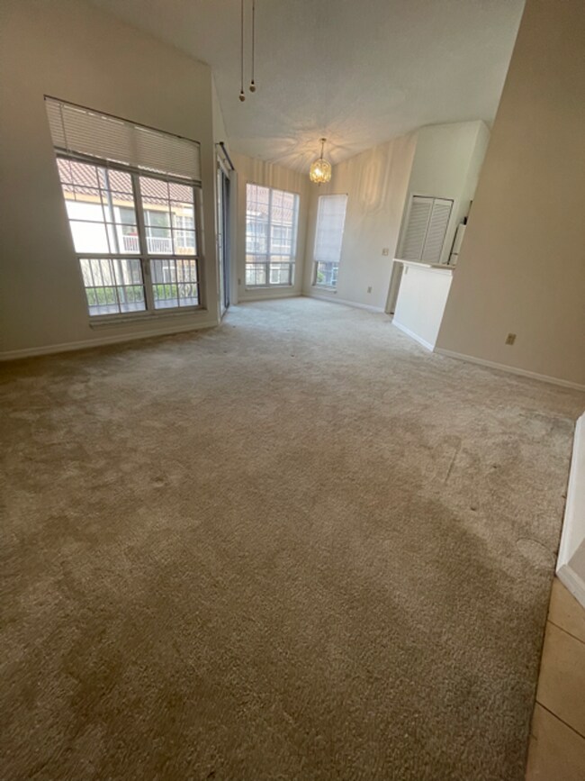 Foto del edificio - Great 2 Bed 2 Bath Condo