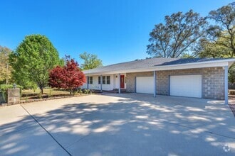Building Photo - 307 Palmetto Ave