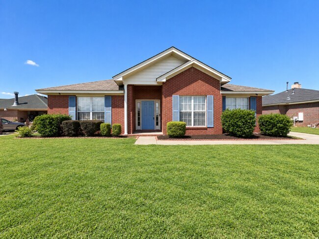 Foto del edificio - 6107 Blackstone Dr