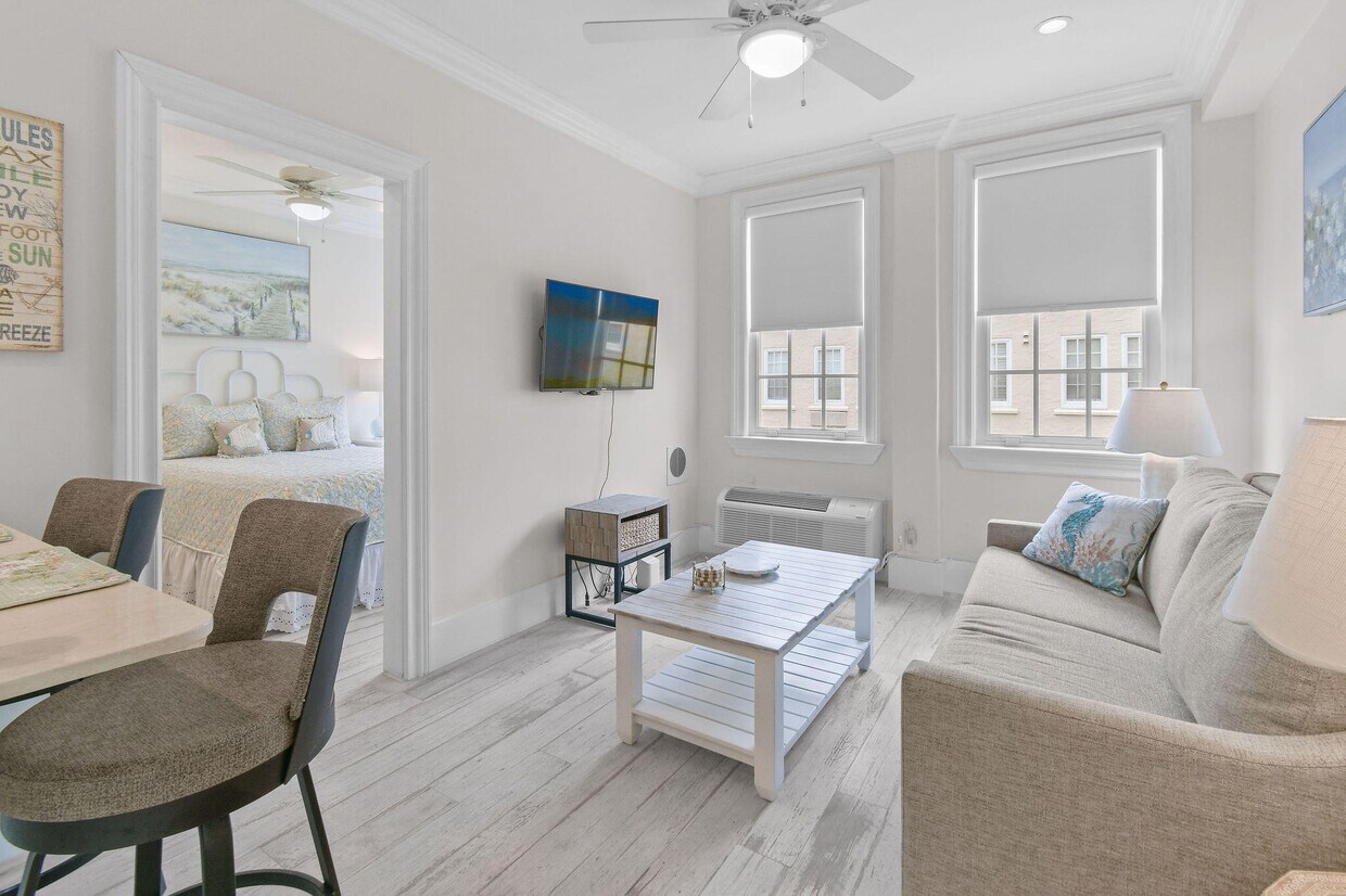 Foto principal - 235 Sunrise Ave