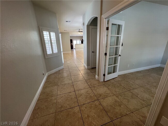 Foto del edificio - 9460 Glendora Valley St